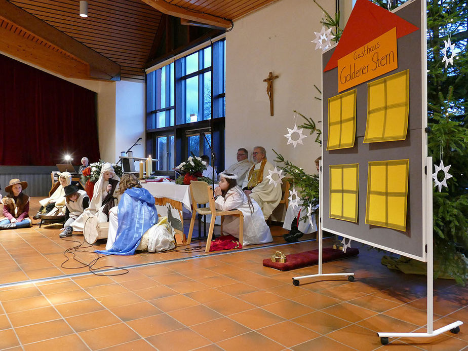 Kinderchristmette mit Krippenspiel (Foto: Karl-Franz Thiede)